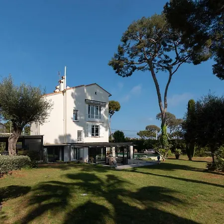 Villa Superb Contemporain With Swimming Pool In Cap