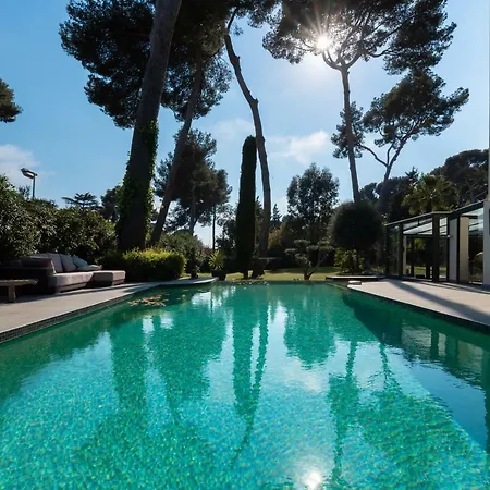 Superb Contemporain With Swimming Pool In Cap Villa Antibes
