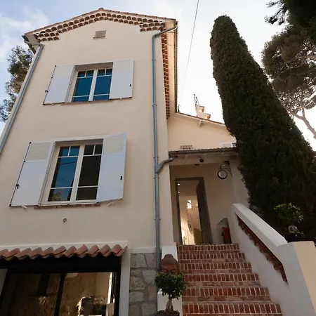 Superb Contemporain With Swimming Pool In Cap Villa Antibes