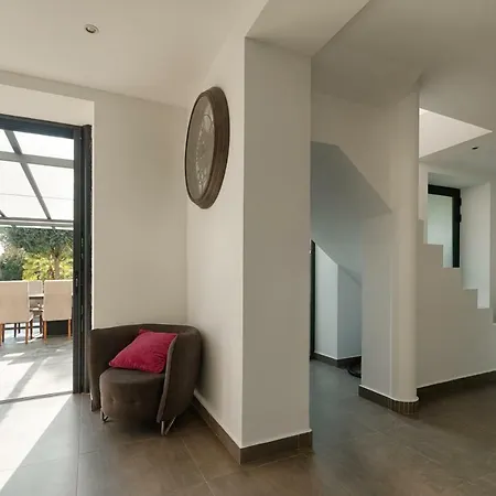 Superb Contemporain With Swimming Pool In Cap Villa Antibes