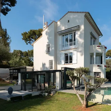 Villa Superb Contemporain With Swimming Pool In Cap