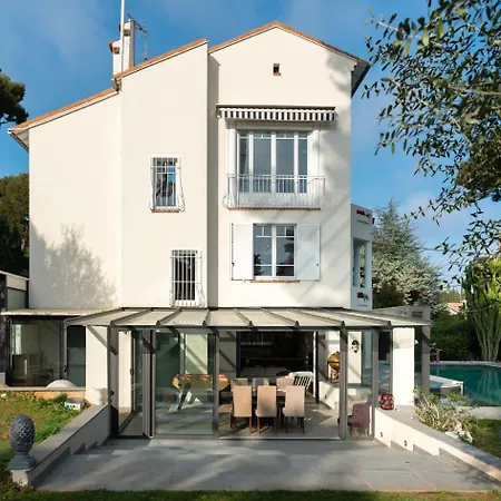 Superb Contemporain With Swimming Pool In Cap וילה *